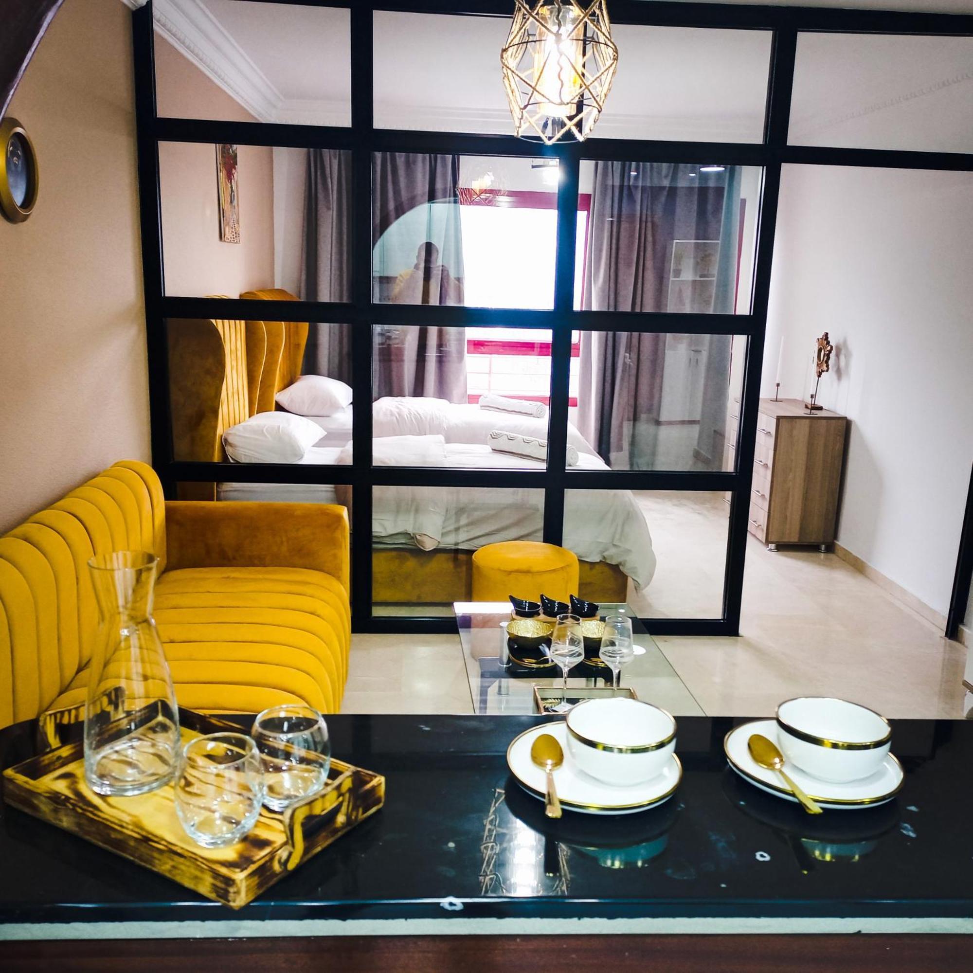 Moderne Appartement Au Plein Centre-Ville En Face Hilton & La Gare De Train Tgv Avec Climatisation タンジェ エクステリア 写真