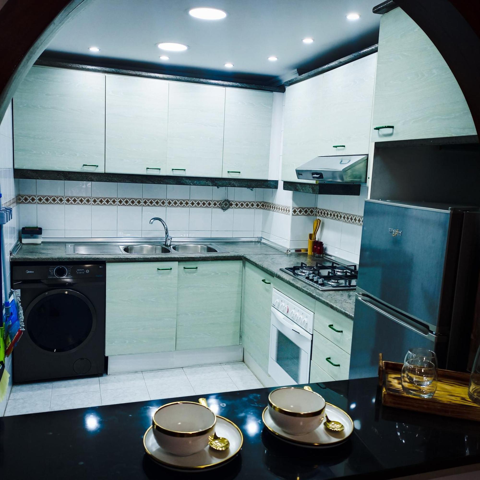 Moderne Appartement Au Plein Centre-Ville En Face Hilton & La Gare De Train Tgv Avec Climatisation タンジェ エクステリア 写真